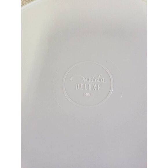 Oneida Deluxe Melamine Raggedy Ann and Andy Plate #A82 - Picture 3 of 6